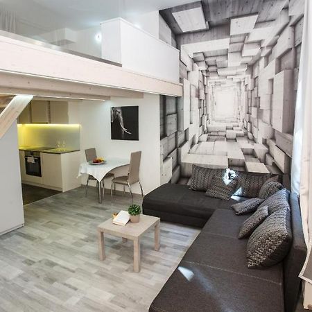 Aradi Apartment บูดาเปสต์ ภายนอก รูปภาพ