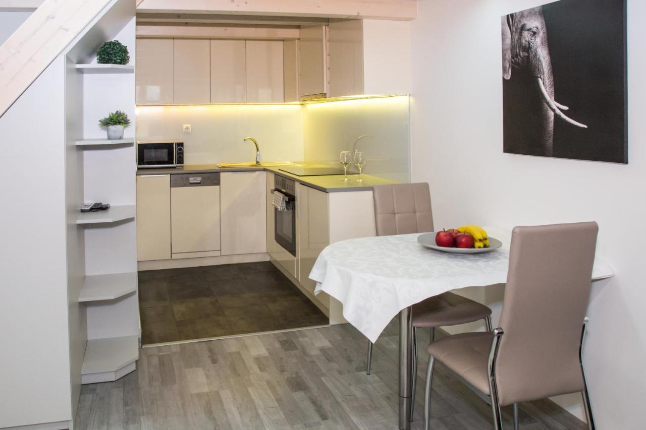Aradi Apartment บูดาเปสต์ ภายนอก รูปภาพ