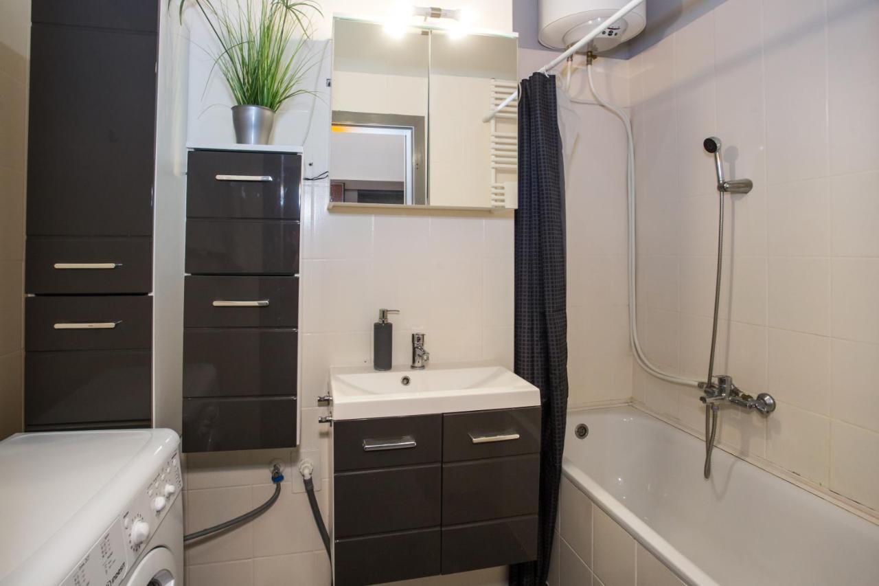 Aradi Apartment บูดาเปสต์ ภายนอก รูปภาพ
